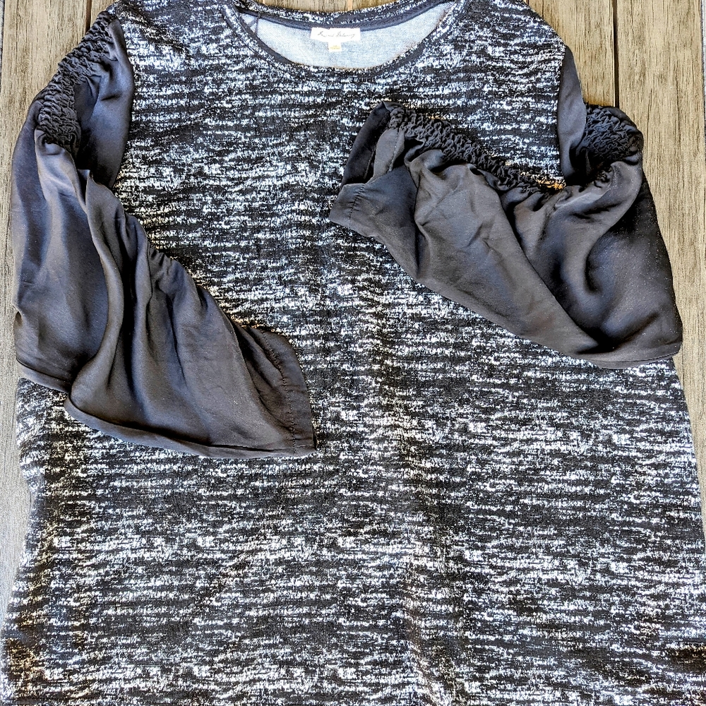 Cute black and white sweater